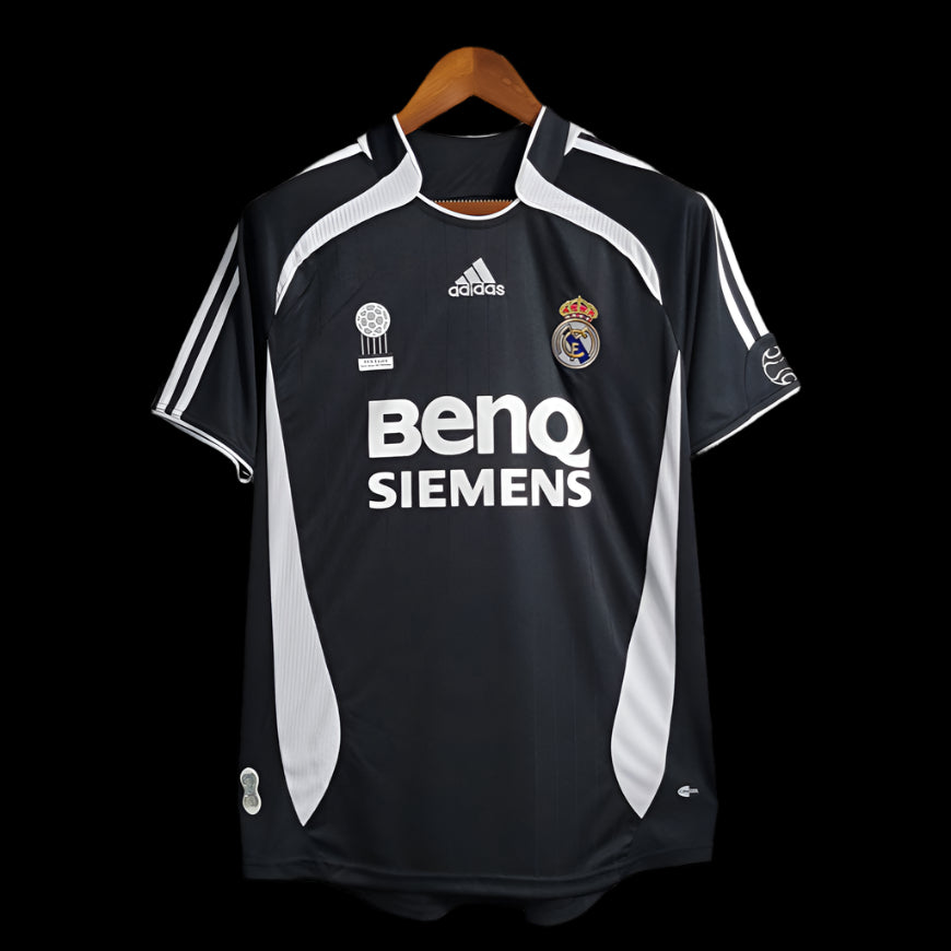 Real Madrid 06/07 Away
