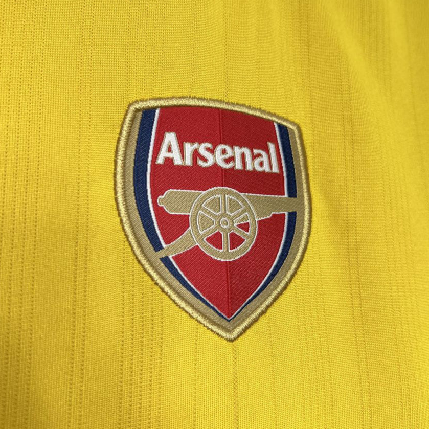 Arsenal 05/06 Away