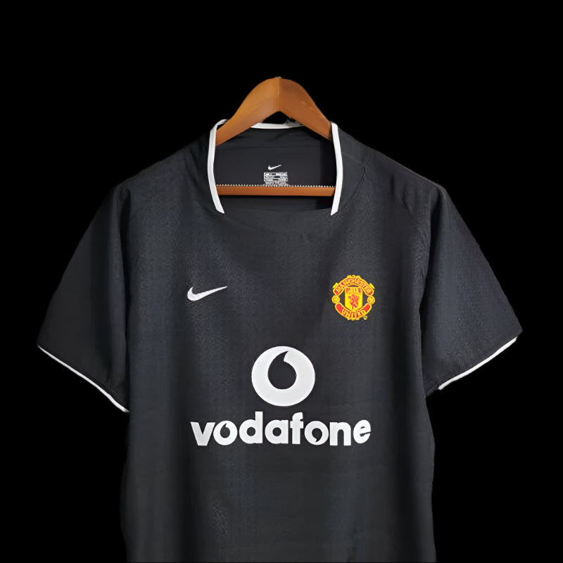 Manchester United 03/04 Away