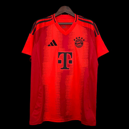 Bayern Múnich 24/25 Local