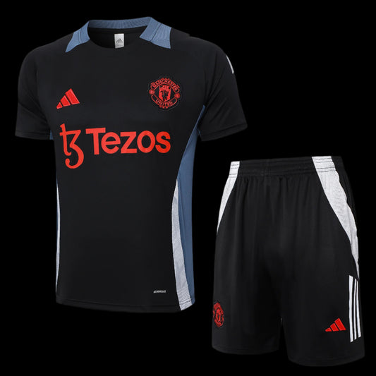 Manchester United 24/25 Black Training Kit