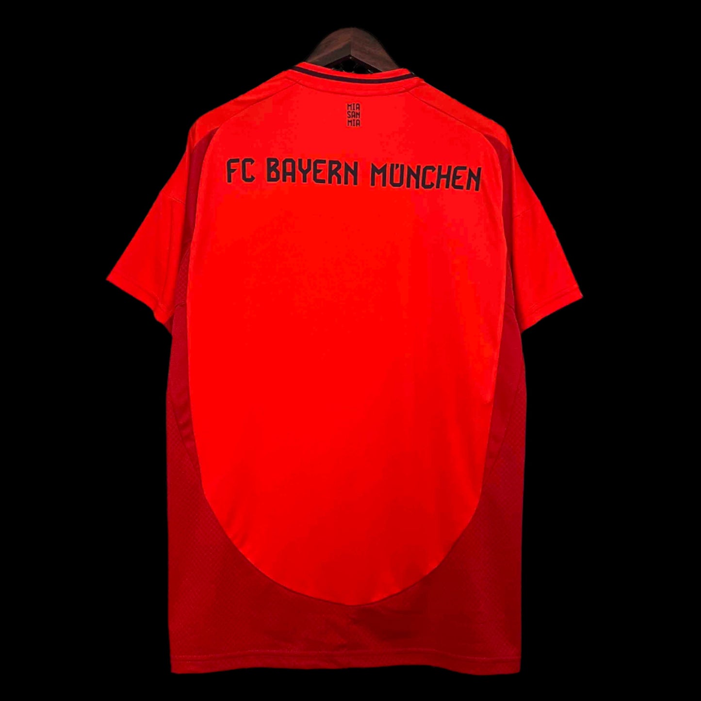 Bayern Múnich 24/25 Local