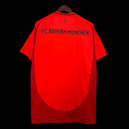 Bayern Múnich 24/25 Local