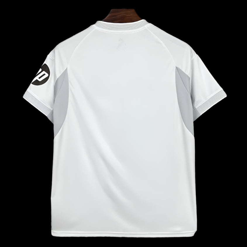 Real Madrid 24/25 Local