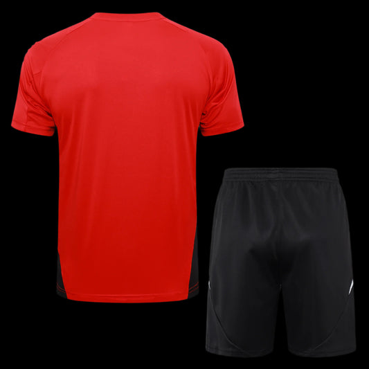 Manchester United 24/25 Red Training Kit