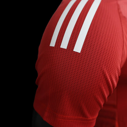 Versión para el jugador local del Manchester United 24/25