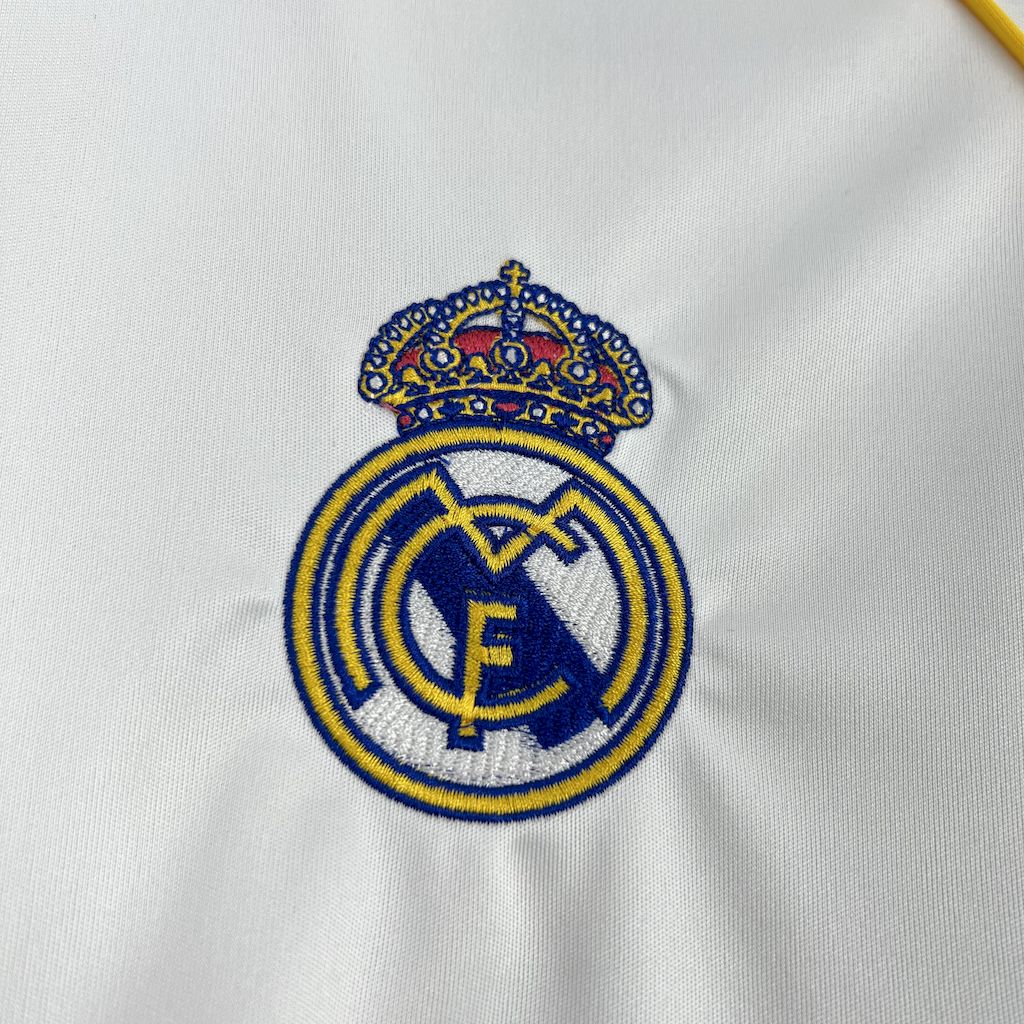 Real Madrid 24/25 Local
